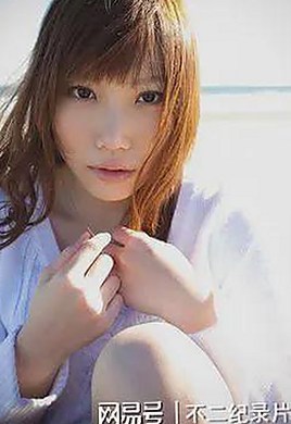 娱乐疯子揭秘：从明星狂欢到粉丝疯狂，娱乐圈的“吃瓜”真相