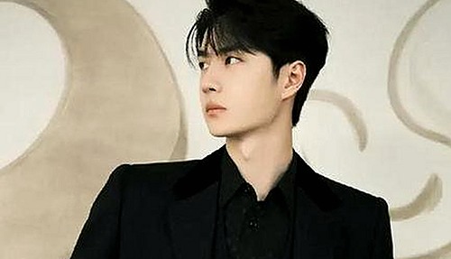 吃瓜娱乐姐妹的视频下载爆火,背后隐现的是娱乐圈的“吃瓜”文化对比