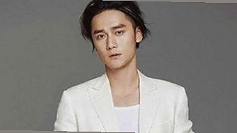 从风光到低谷：明星的反差人生大揭秘