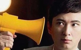 国产TS人妖现身，反差引发热议