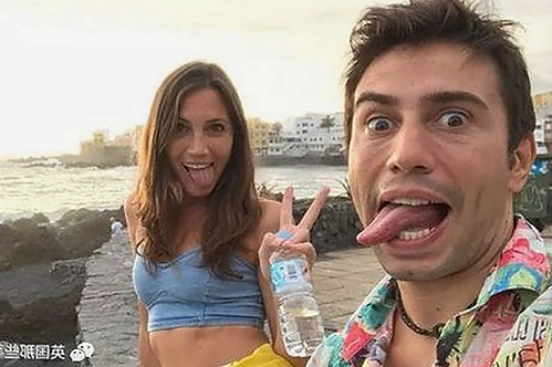 网传新片引热议：少女双马尾深喉暴露反差萌？